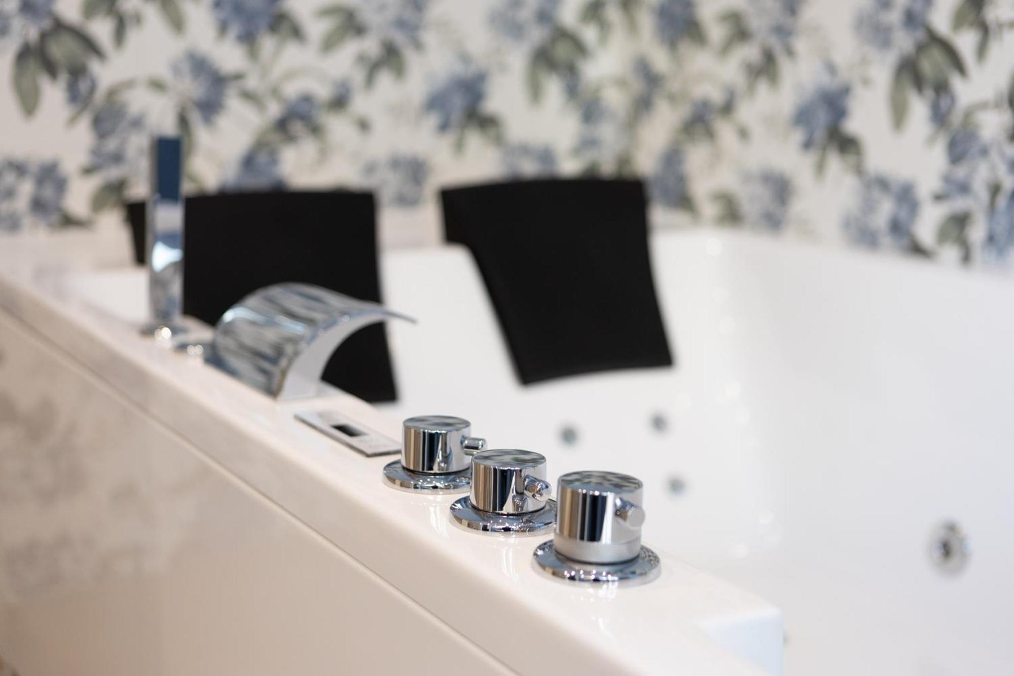Pier Capponi 17 Rooms & Suites Флоренция Екстериор снимка